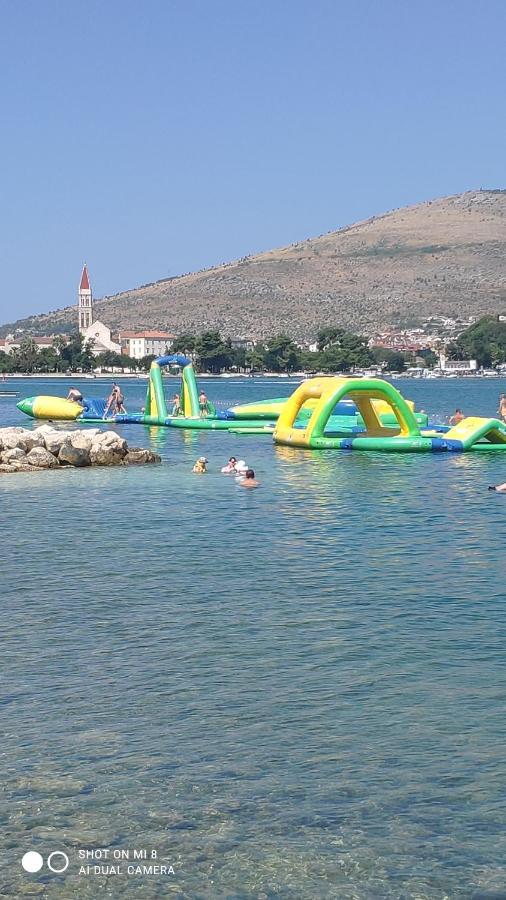 Apartments Mijo Trogir Eksteriør bilde