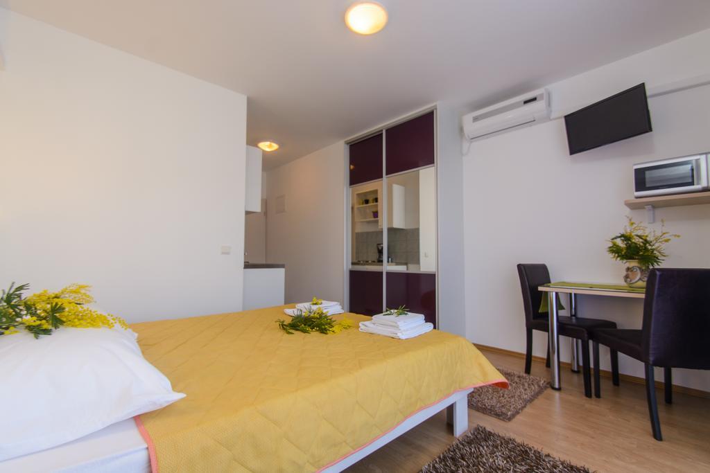 Apartments Mijo Trogir Rom bilde