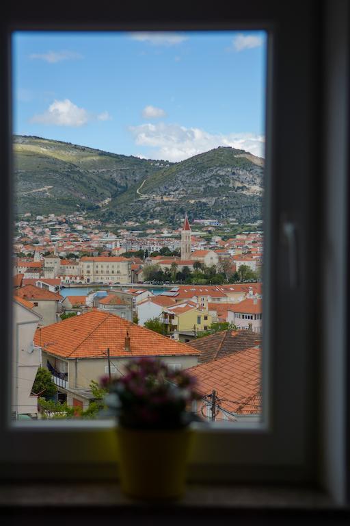 Apartments Mijo Trogir Rom bilde